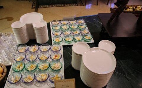 迪士尼儿童套餐，让小朋友们尽情玩耍，吃得开心