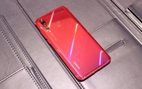 华为nova4：颜值与实力兼具的潮流旗舰