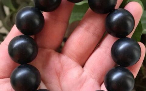 广电墨玉卡：新疆和田墨玉的品质标杆