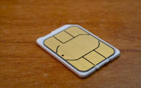 电话卡手机：简易便携的移动通讯工具